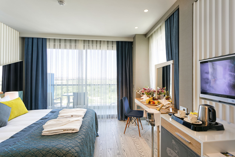 Bedroom 3, Wind of Lara Hotel and SPA, Antalya