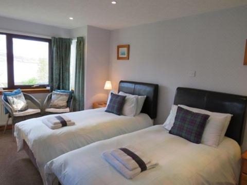 Others 2, Meadowbank Guest House, Highland