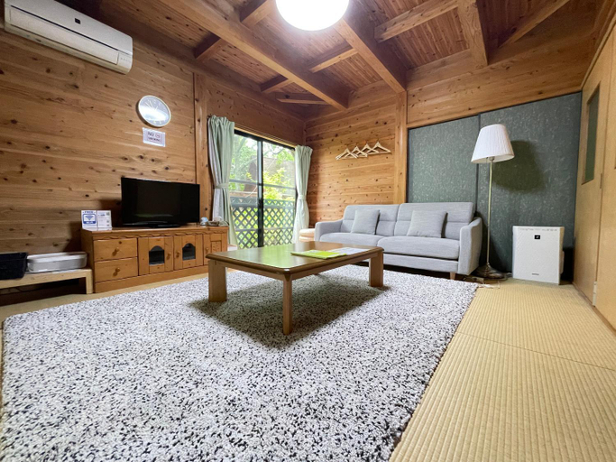 Bedroom 2, Kurasako Onsen Sakura, Minamioguni