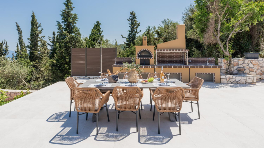 Food & Drinks, Fiscardo Sunny Villas, Ionian Islands