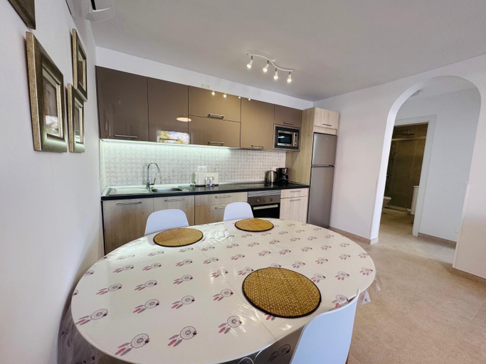 Others 2, Americas Holiday Home, Santa Cruz de Tenerife