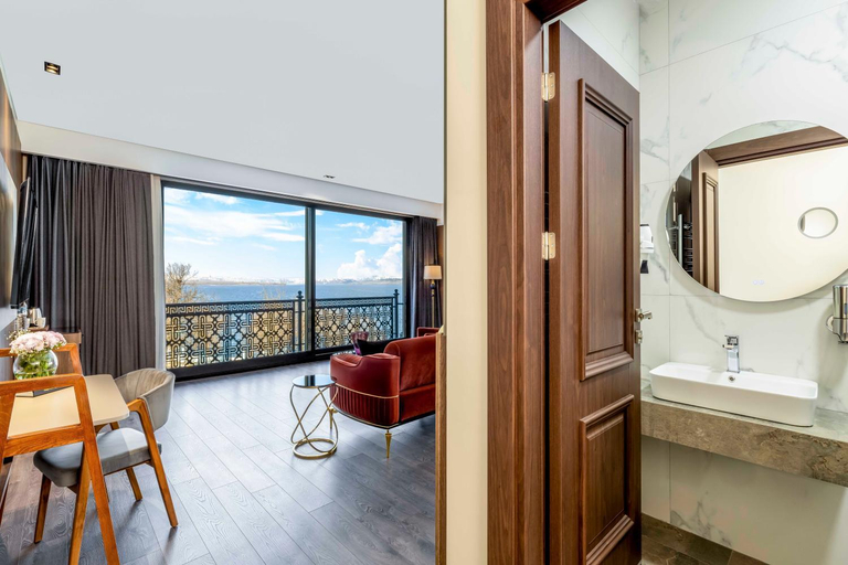 Bathroom 4, Ezkar Bathonea Art Istanbul, Avcılar