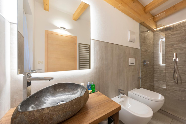 Bathroom 3, Hotel Faloria, Trento