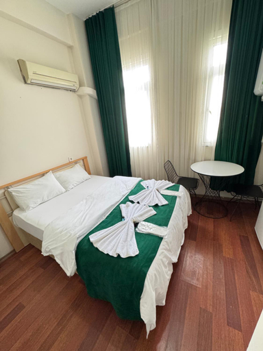 Bedroom 4, Taksim Plaza Suite, Beyoğlu
