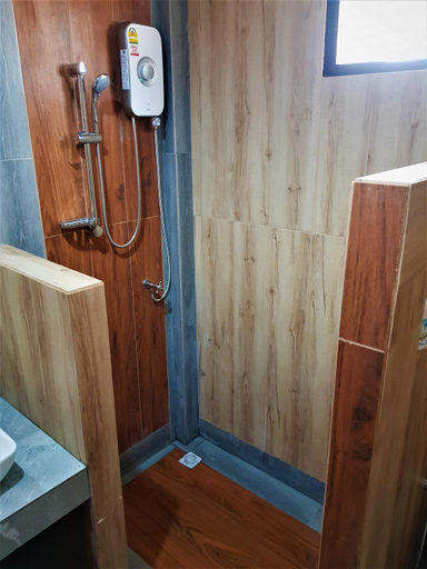 Bathroom 4, Sea Smile Resort, Muang Prachuap Khiri Khan