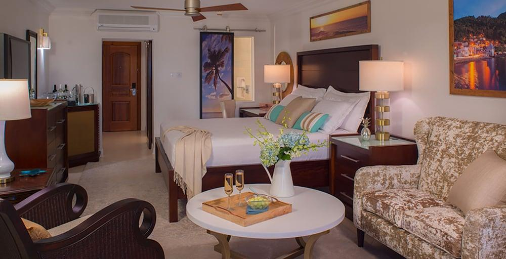Bedroom 3, Sandals Regency La Toc