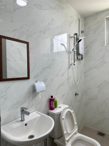 Bathroom 3, Bayu Temiang- Your Urban Retreat, Seremban