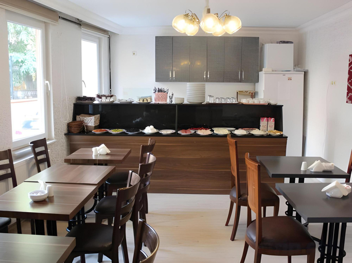 Food & Drinks 5, De Maree, Fatih