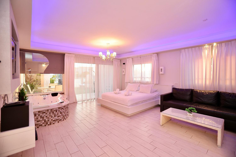 Bedroom 2, סוויטות דה בלנקה - יוקרה איכות שירות