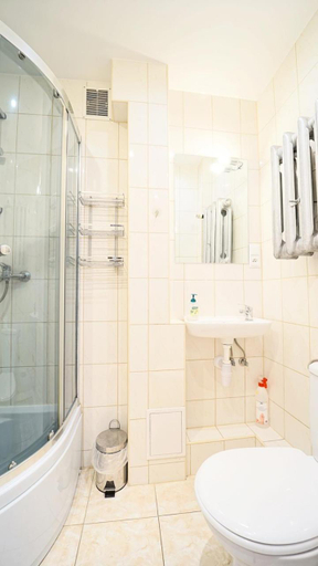 Bathroom 2, Apartamenty EverySky - 1 go Maja 35A-35B, Jelenia Góra