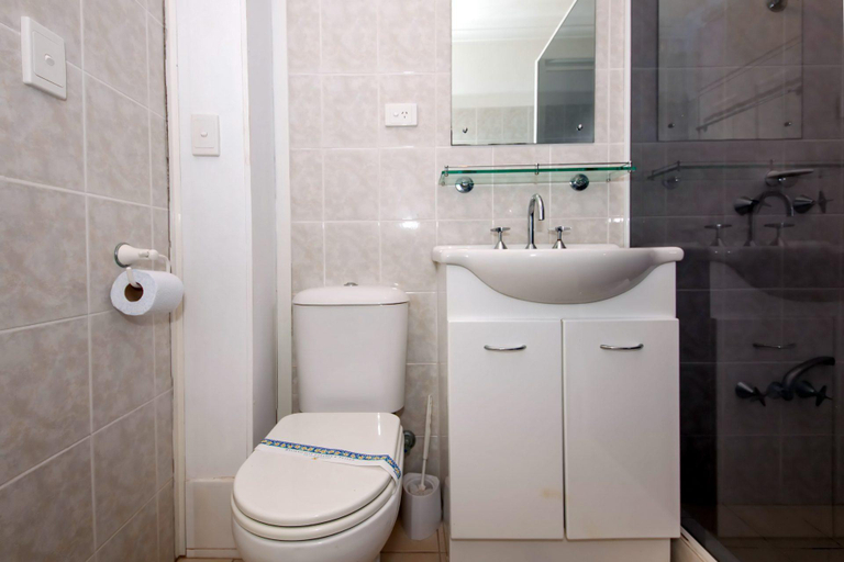 Bathroom 3, 2-Bedroom Apartment -Little Hut, Unit 3, 20 Kurrawa Close, Port Stephens