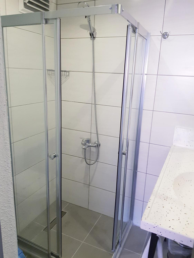 Bathroom 3, Pandan Karakoy, Beyoğlu