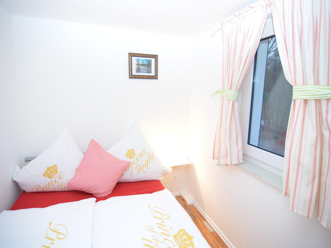 Bedroom 2, Chalet in Schmallenberg nahe Winterberg Ski, Hochsauerlandkreis