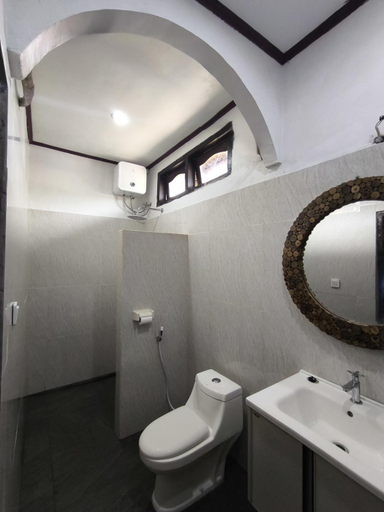 Bathroom 3, Gili Mesari Cottages & Homestay, Lombok