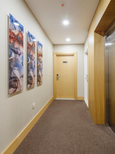 Others 3, TRİP BY MERLİN, Bakırköy