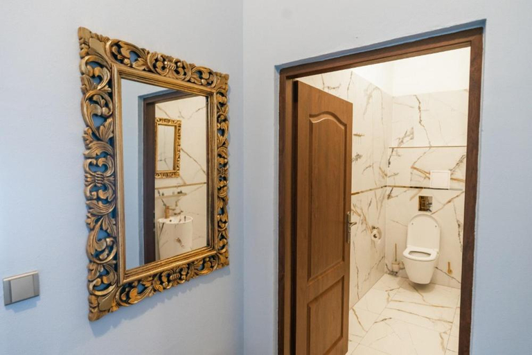 Bathroom 2, Zamek d'Este, Jindřichův Hradec