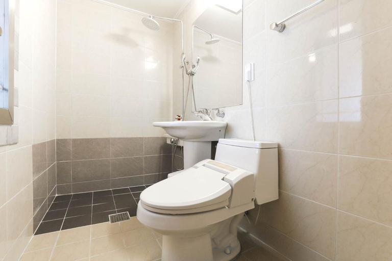 Bathroom 3, Hotel TopsVille, Gangneung