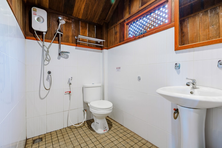 Bathroom 4, Diamond Resort, Mueang Krabi