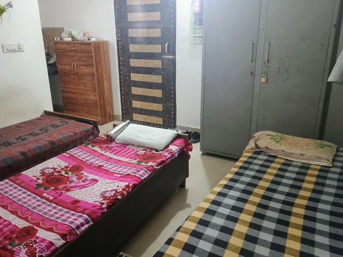 Bedroom 1, Shekhawat Hostel, Gurgaon