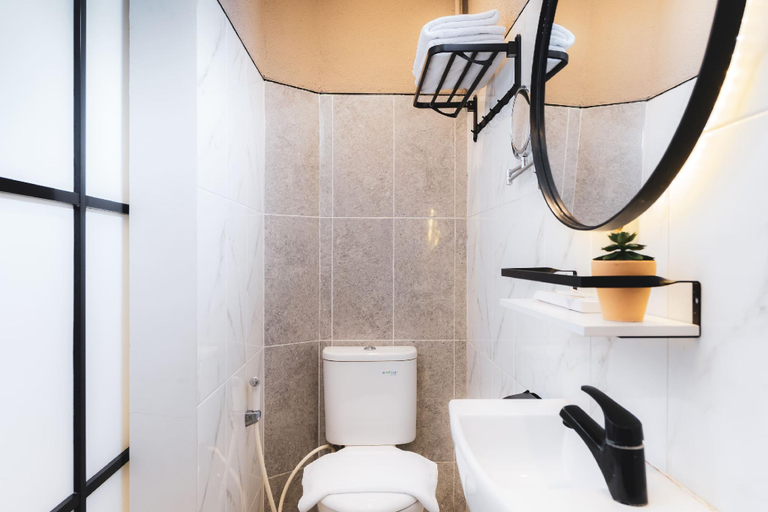 bathroom 6