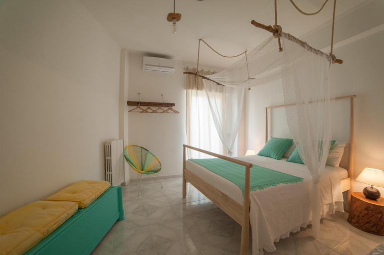 Others 4, Casa d'aMare, Barletta-Andria-Trani