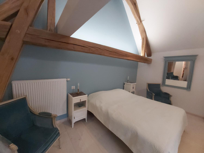 Bedroom 4, La ferme aux glycines, Haute-Saône