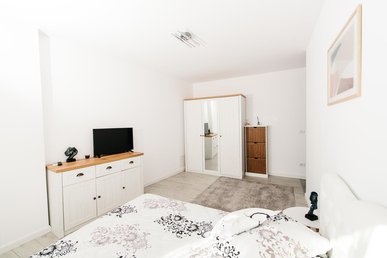 Bedroom, EVRA APARTMENTS, Recas