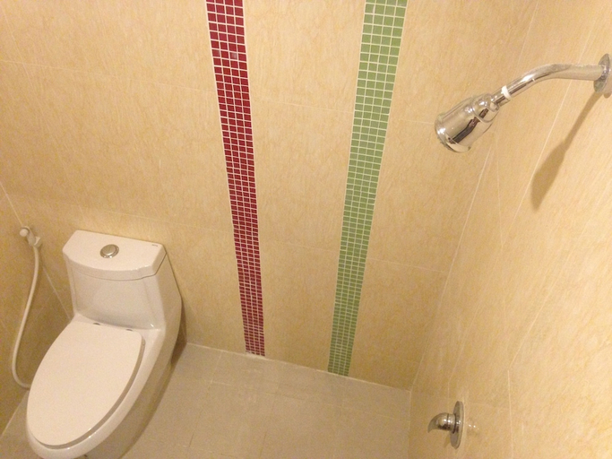 Bathroom 3, Friend's House Resort, Don Muang