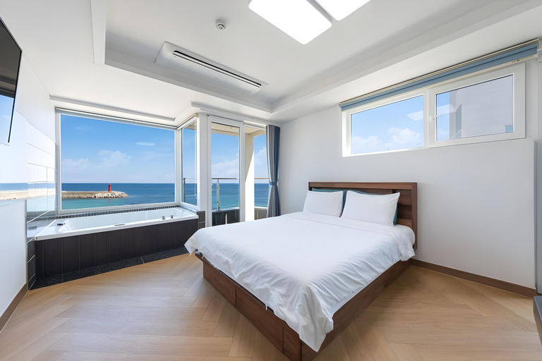 Bedroom 2, Gangneung Stay Gugu, Gangneung