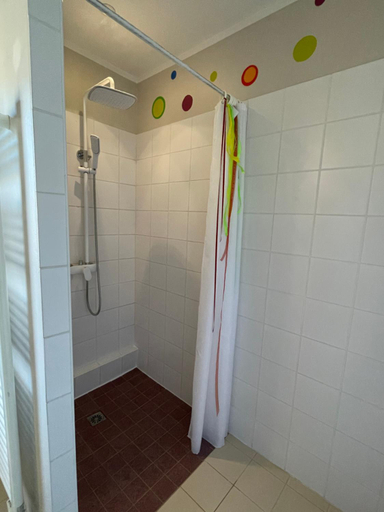 Bathroom 2, Le Maine N 5 - FLEAC ANGOULEME - Suite Corto Maltese, Charente