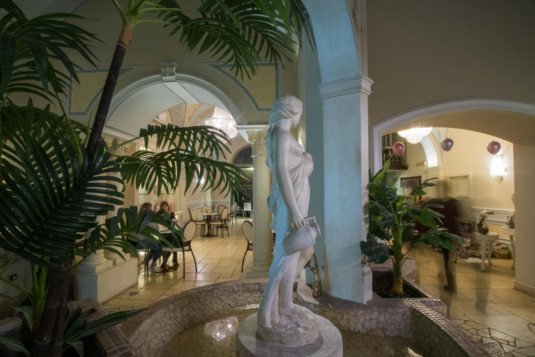 Food & Drinks 4, Palazzo Bove, Lecce