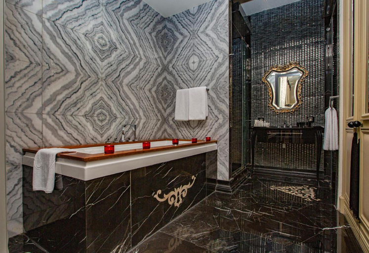 Bathroom 5, The Elysium Taksim, BeyoÄźlu