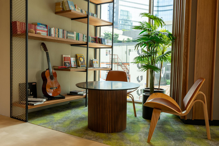 Public Area 4, Novotel Istanbul Bomonti, Şişli