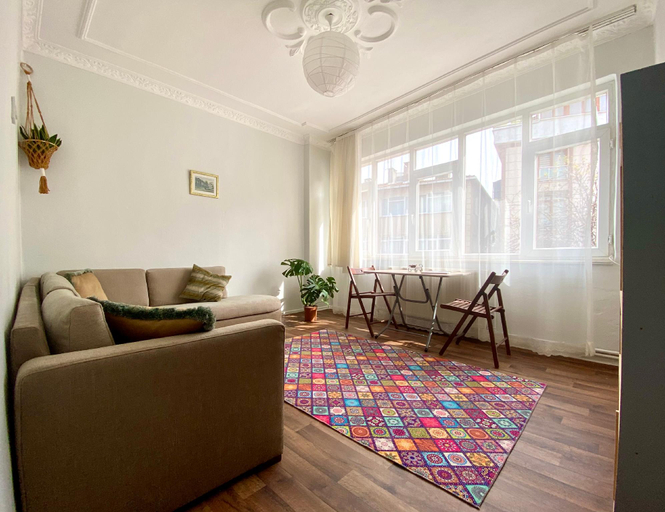 Others 4, MBAS Apartments, Beyoğlu