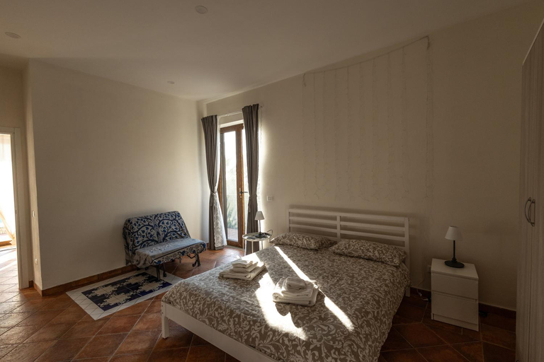 Others 3, Villa Robi, Salerno