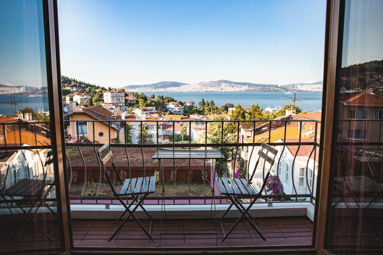 Others 5, L'isola Guesthouse, Adalar