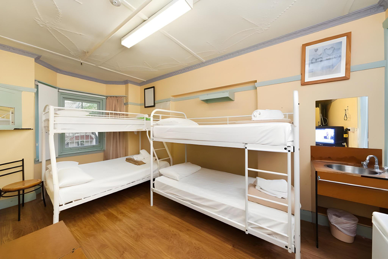Bedroom 2, Highfield Private Hotel, Sydney