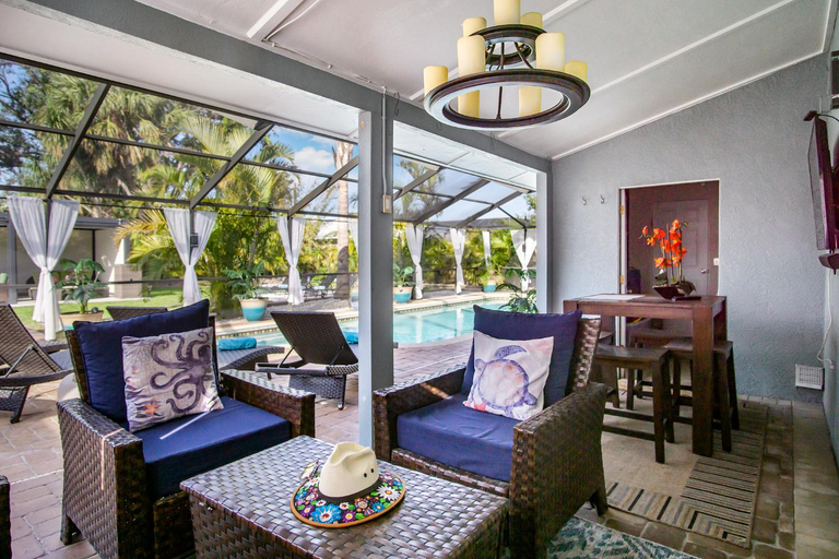 Food & Drinks, Beach Cottage with heated pool just off Siesta Key, Sarasota