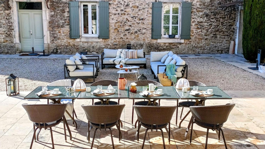 Food & Drinks 5, La Cour des sens, domaine d'hotes- Spa piscine chauffee, Vaucluse