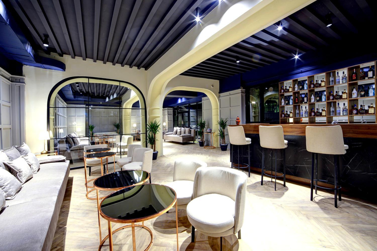 Food & Drinks 5, Walton Gardens Pera, Beyoğlu