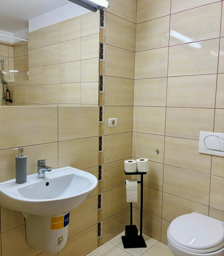 Bathroom, Hotel Trio Giroc, Giroc