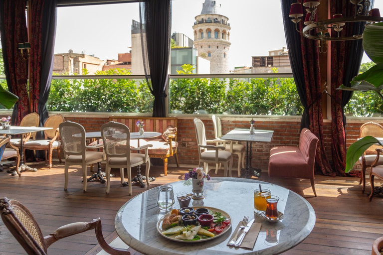Food & Drinks 5, Meroddi Galata Flats, Beyoğlu