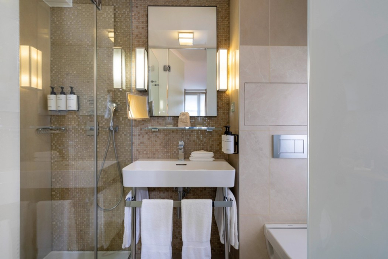Bathroom 3, HOTEL LE PRADEY, Paris