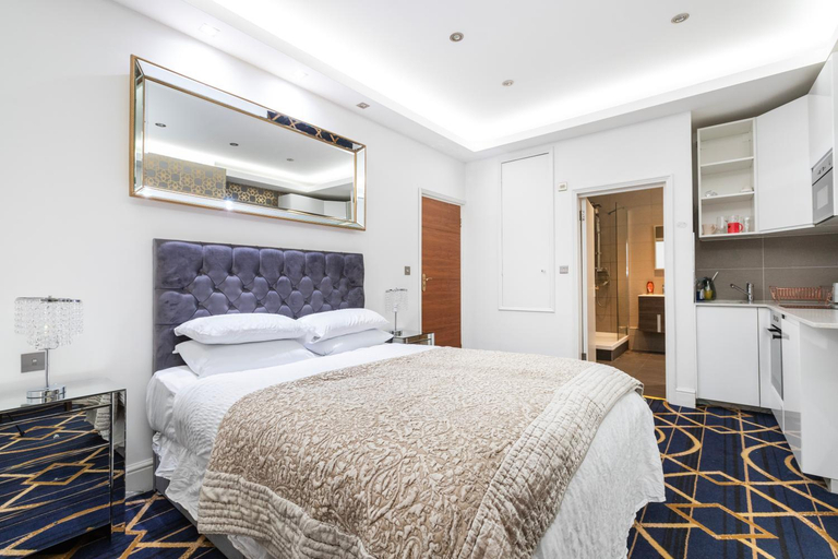 Others 5, Marble Arch Mews Apart'hotel, London