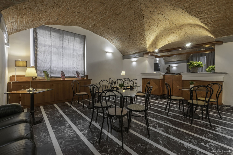 Food & Drinks 5, Hotel Argentina, Florence