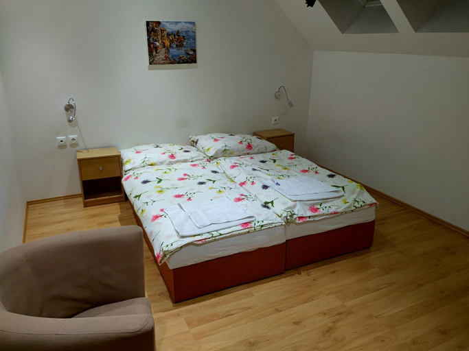Bedroom 2, HotelRestaurantBowling, Trnava