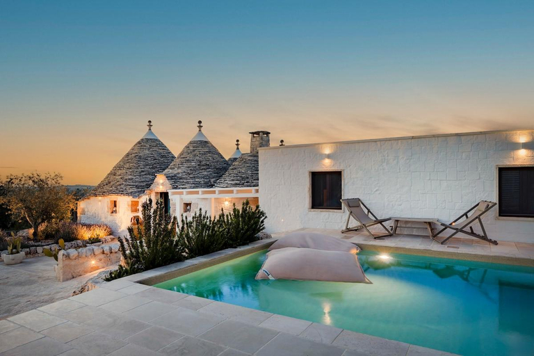 Sport & Beauty 2, Trullo Perla Greta - Villa & Private Heated Pool, Bari