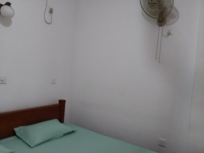 Bedroom 2, Pravindi Guest Home, Weligama
