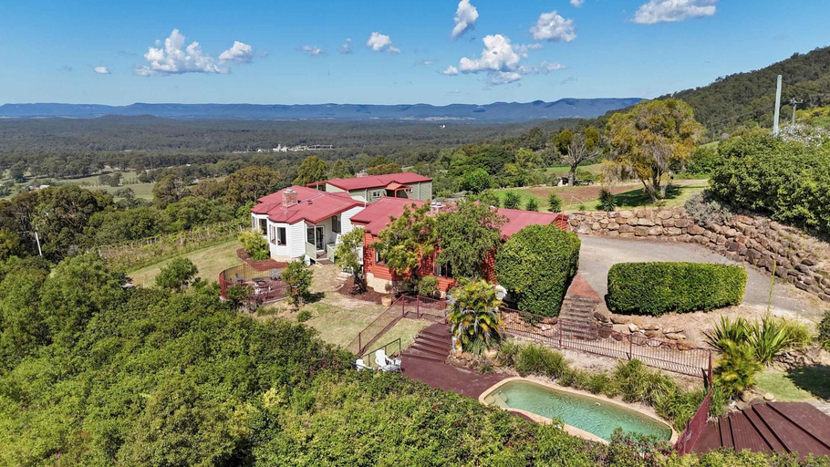 Others 4, Bimbadeen Estate Villa 1, Cessnock