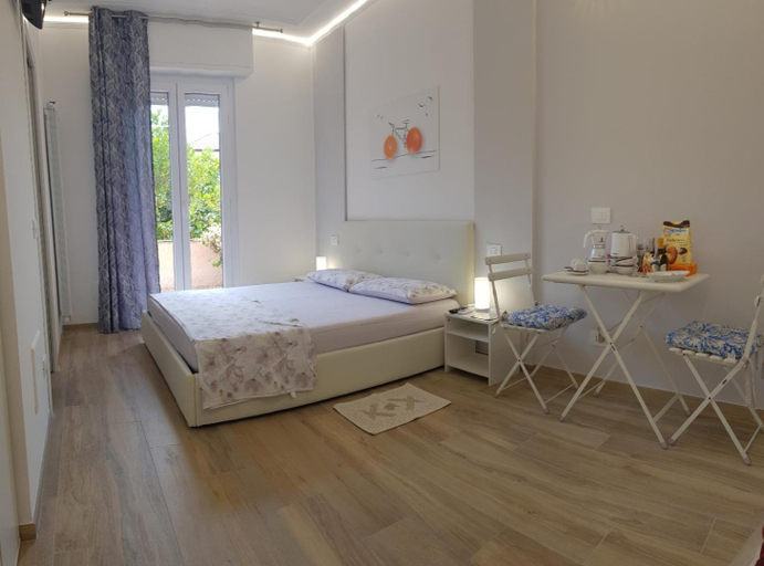 Others 4, Borgo and Bike, Savona